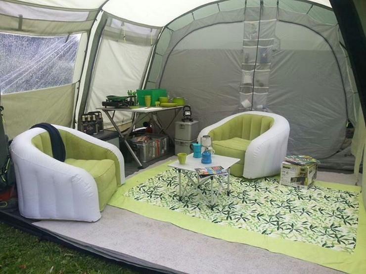 20 Hacks To Make Any Tent Feel Like A Luxury Hotel When Camping